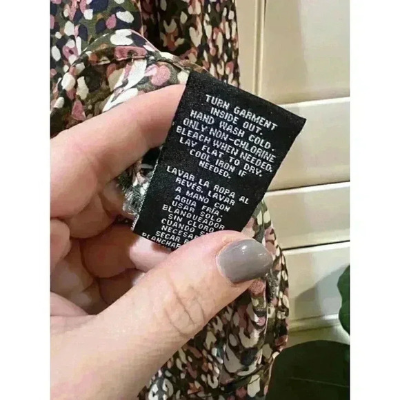 Zac and Rachel animal print Blouse Size Large - Picture 12 of 12